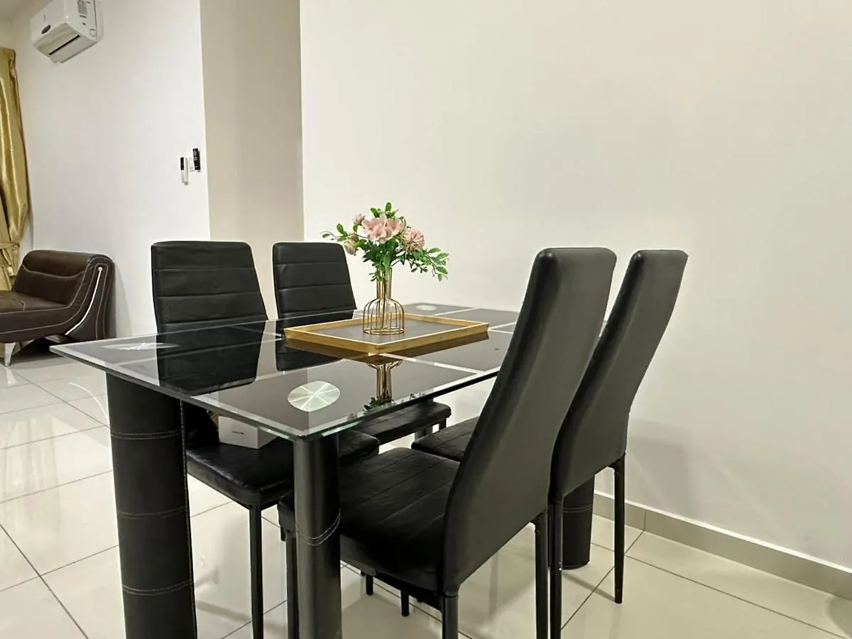Dsummit City View High Floor 5-6 Pax Netflix Wifi Johor Bahru Malaysia