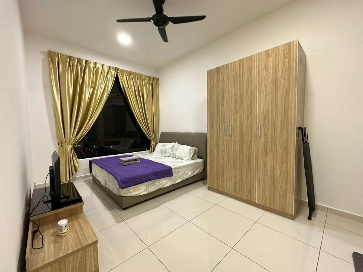 Apartment Dsummit City View High Floor 5-6 Pax Netflix Wifi Johor Bahru